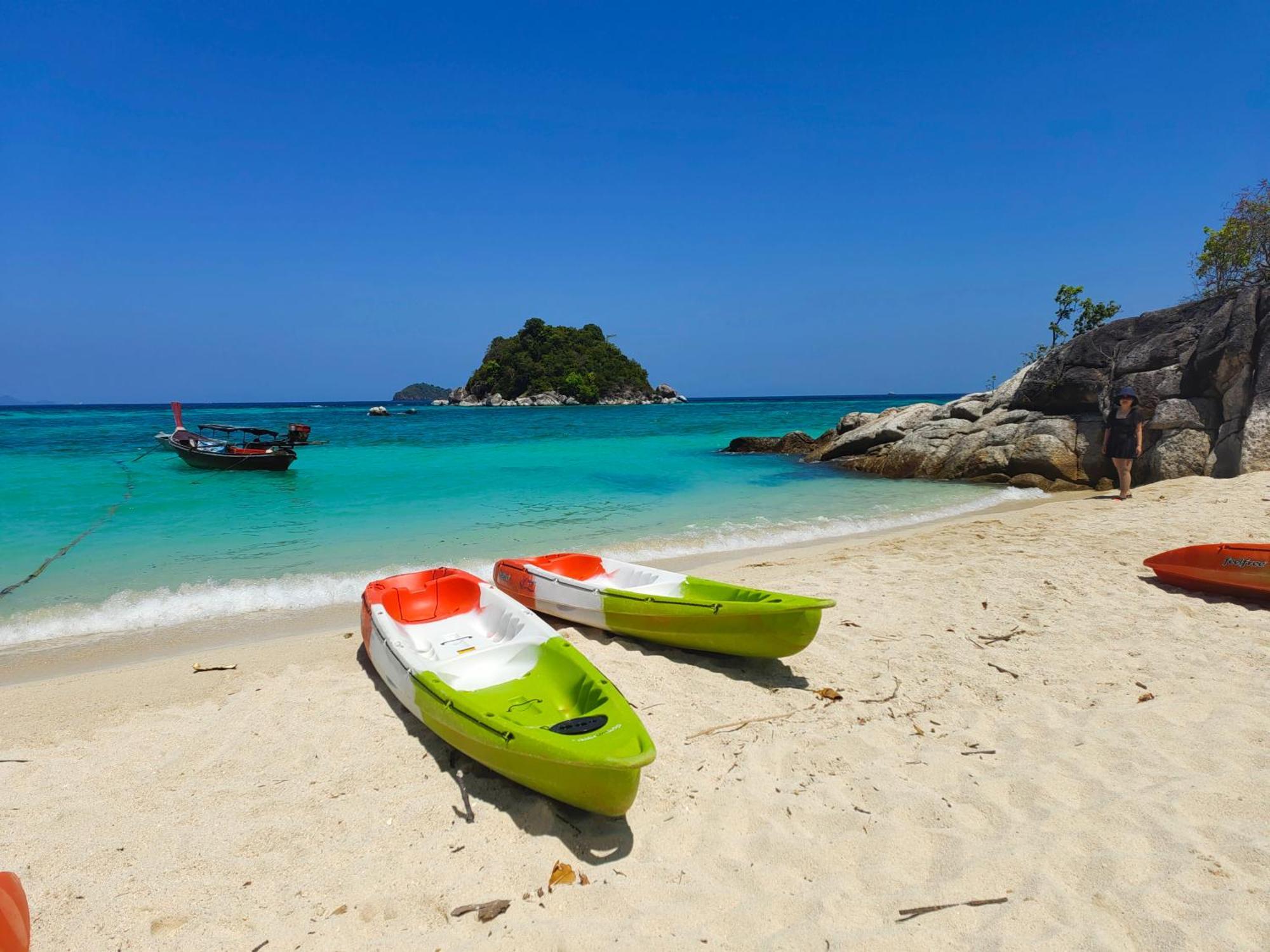 Sunrise Beach House: Private House Koh Lipe Exterior foto