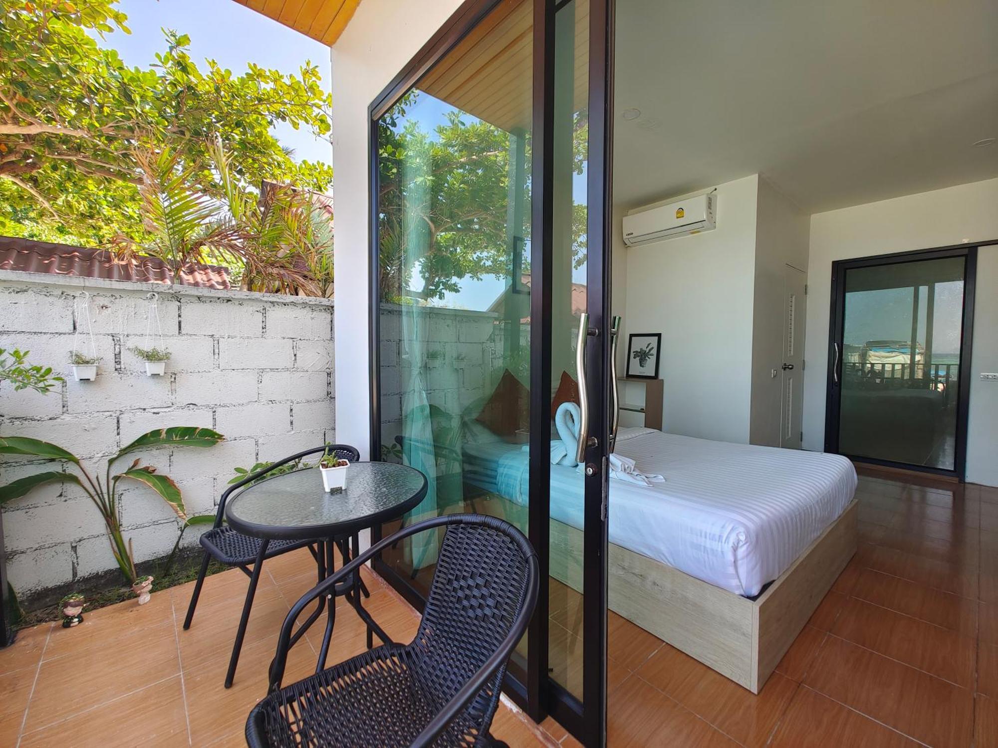 Sunrise Beach House: Private House Koh Lipe Exterior foto