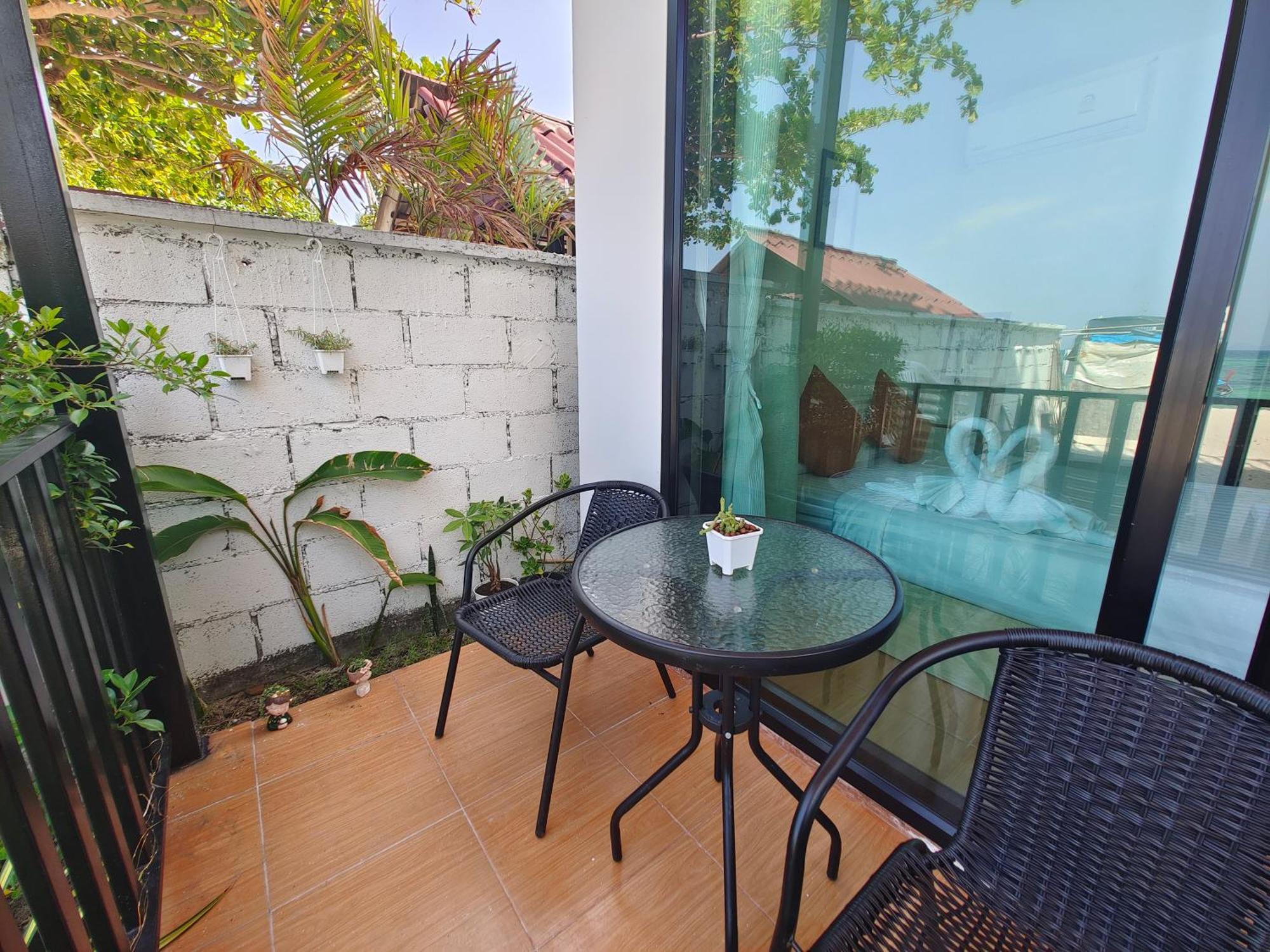 Sunrise Beach House: Private House Koh Lipe Exterior foto